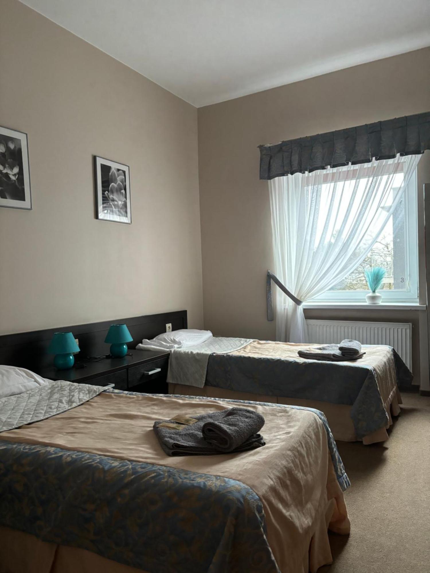 Hotel Chrobry Łęczyca المظهر الخارجي الصورة