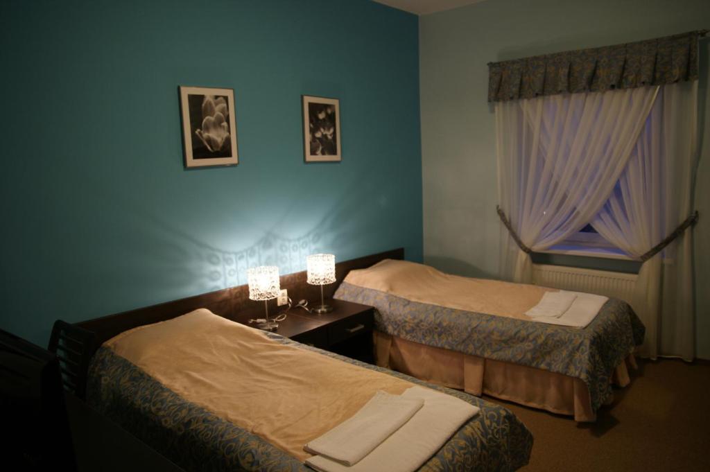 Hotel Chrobry Łęczyca الغرفة الصورة